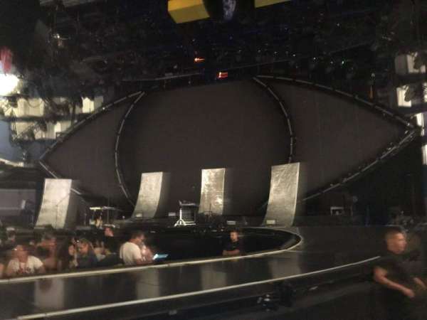 Wiener Stadthalle, section: Standing