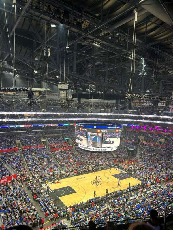 Crypto.com Arena, section: 304, row: 7, seat: 10