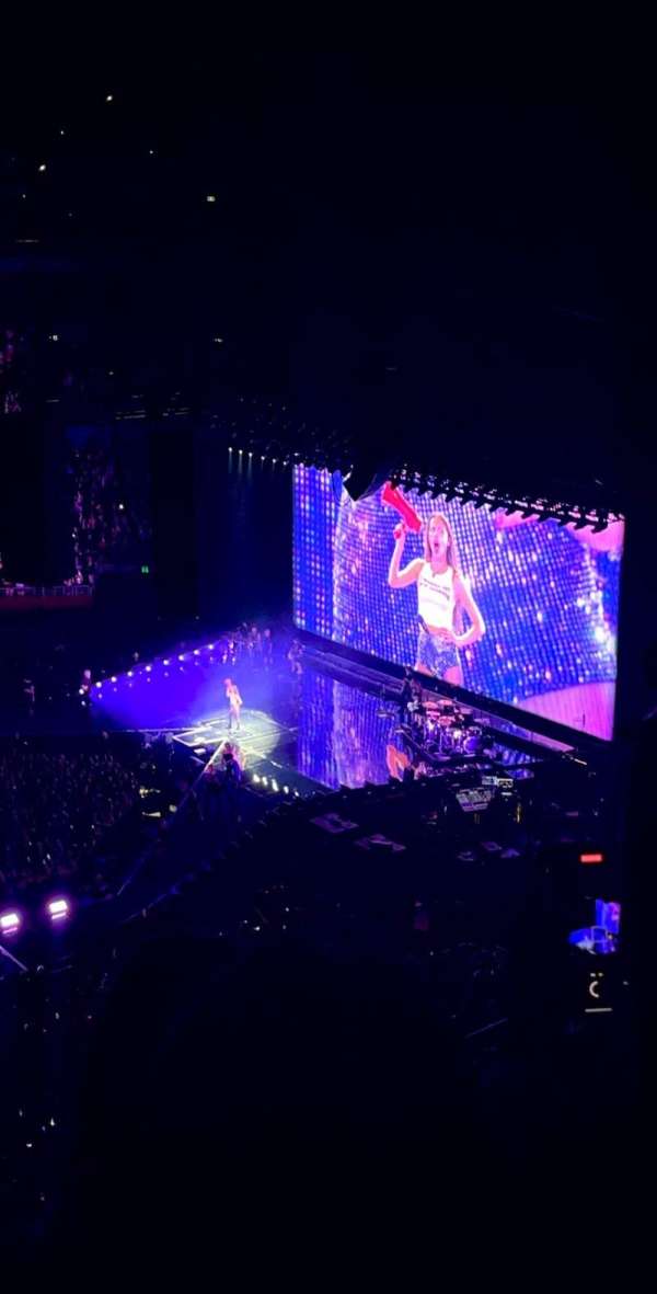 Qudos Bank Arena, section: 65, row: E