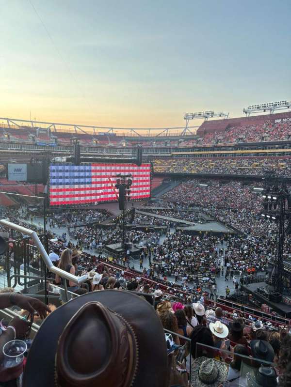 Northwest Stadium, section: 337, row: 11, seat: 20
