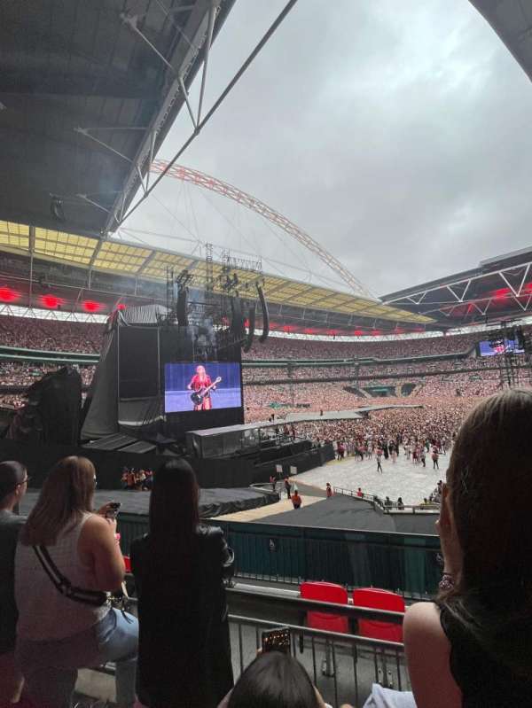Wembley Stadium, section: 129, row: 33, seat: 200