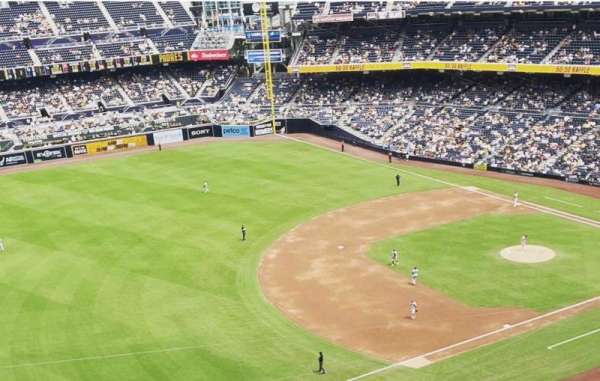 Petco Park, section: 318, row: 10, seat: 08
