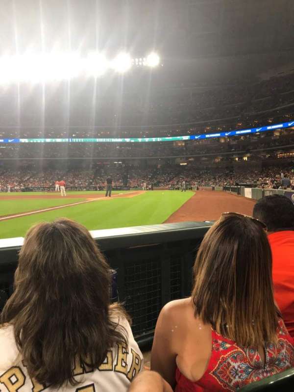 Daikin Park, section: 106, row: 10, seat: 9