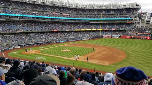 Yankee Stadium, section: 214A, row: 13, seat: 01