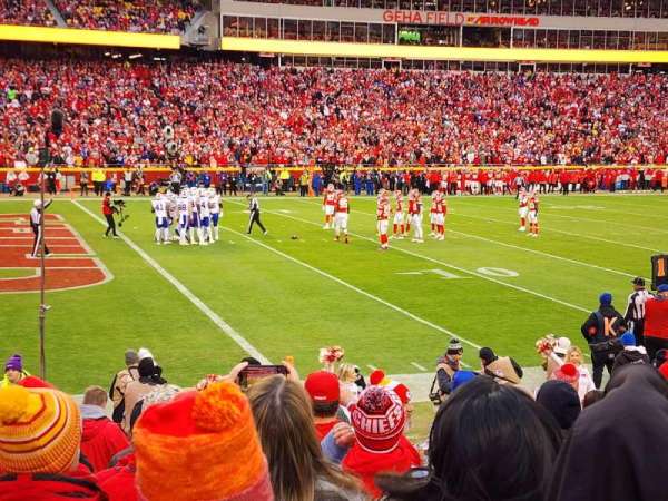 Arrowhead Stadium, section: 105, row: 11, seat: 10