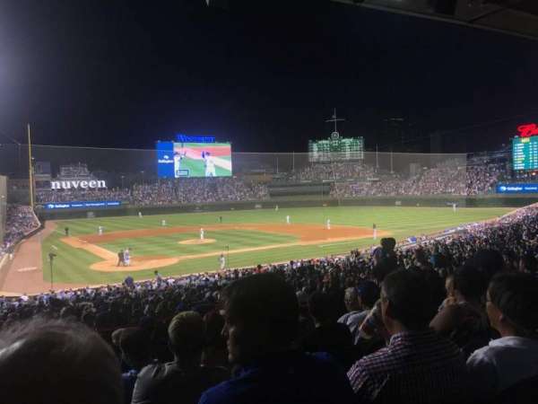 Wrigley Field, section: 220, row: 8, seat: 17