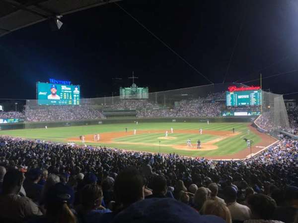 Wrigley Field, section: 215, row: 8, seat: 19