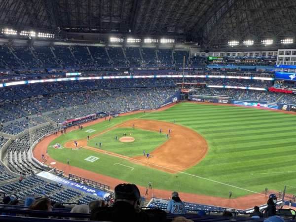 Rogers Centre, section: 515, row: 10, seat: 9