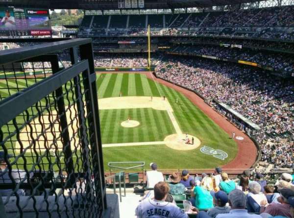 T-Mobile Park, section: 335, row: 9, seat: 16