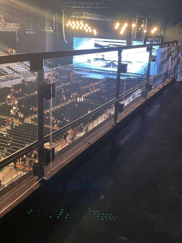 CFG Bank Arena, section: 207, row: B, seat: 11
