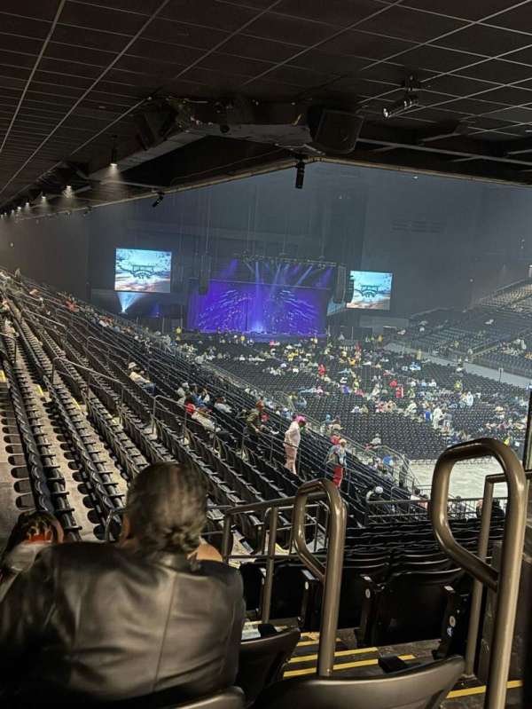 CFG Bank Arena, section: 117, row: CC, seat: 1
