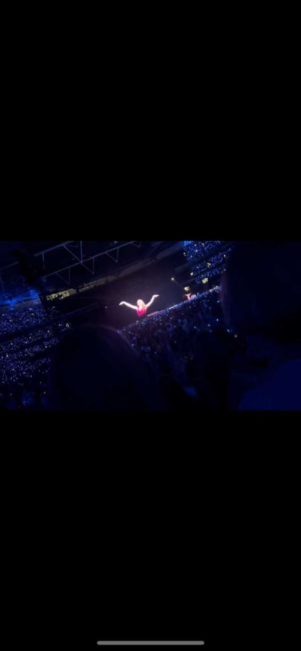 Wembley Stadium, section: 113, row: 10, seat: 52