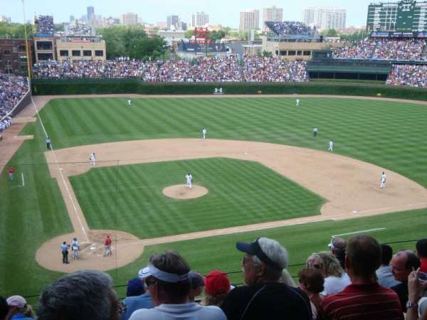 Wrigley Field, section: 321R, row: 7, seat: 7