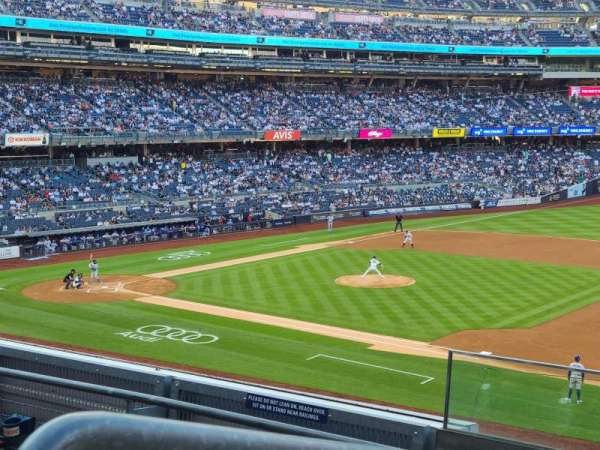 Yankee Stadium, section: 214A, row: 4, seat: 10