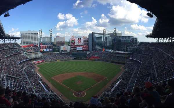 Truist Park, section: 426, row: 12, seat: 16