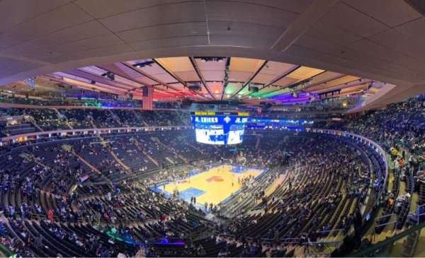 Madison Square Garden, section: 419, row: 1, seat: 17