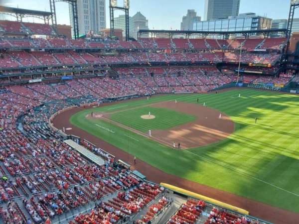 Busch Stadium, section: 337, row: 1, seat: 1