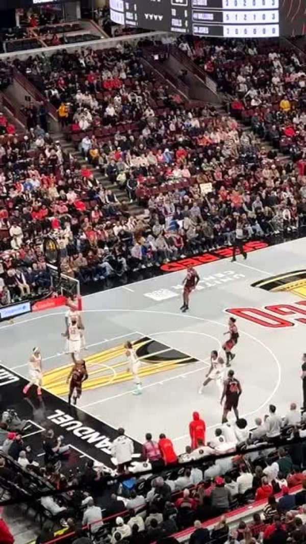 United Center, section: 304, row: 2, seat: 11