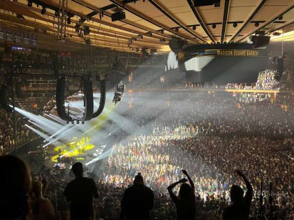 Madison Square Garden, section: 223, row: 5, seat: 8