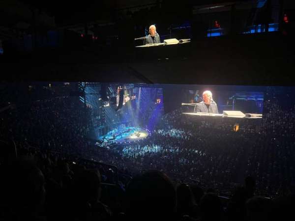 Madison Square Garden, section: 225, row: 17, seat: 4
