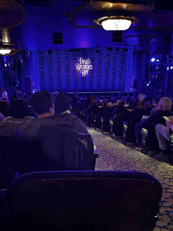 Lunt-Fontanne Theatre, section: Orchestra L, row: z, seat: 3