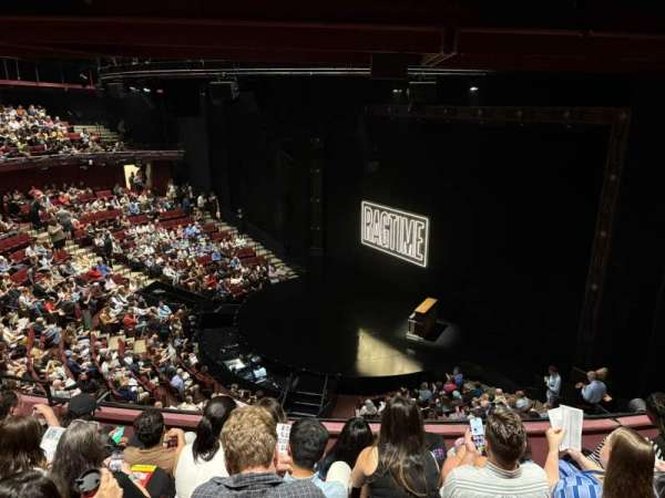 Vivian Beaumont Theater, section: Loge R, row: E, seat: 508