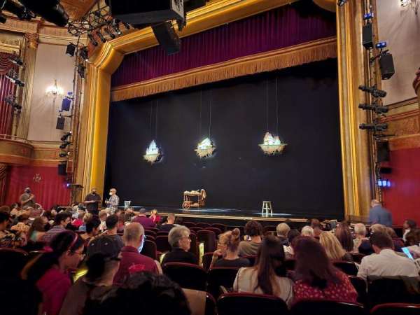 St. James Theatre, section: Orchestra R, row: L, seat: 10