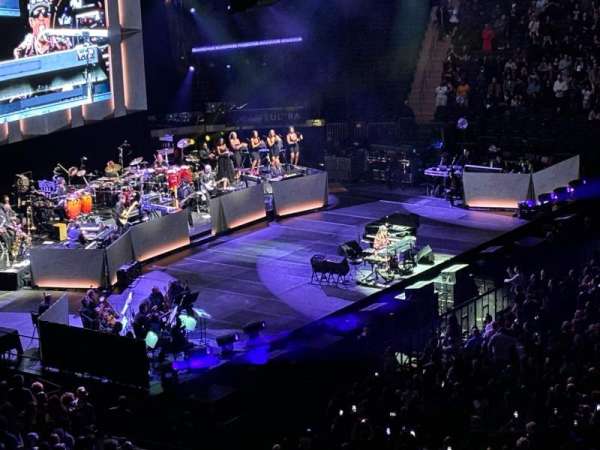 Madison Square Garden, section: 225, row: 7, seat: 6