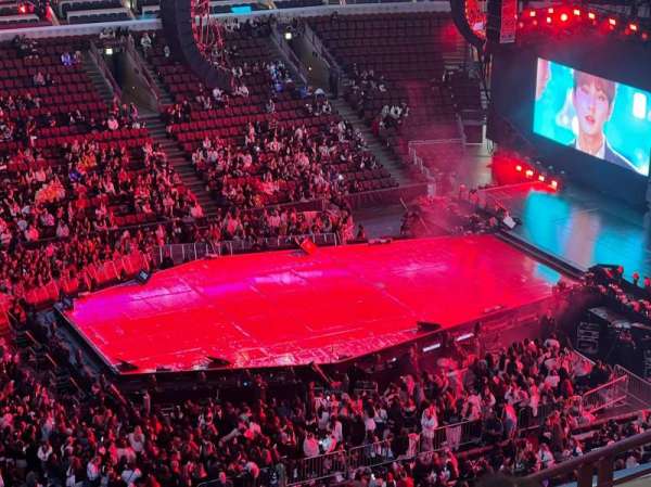 United Center, section: 302, row: 9, seat: 7