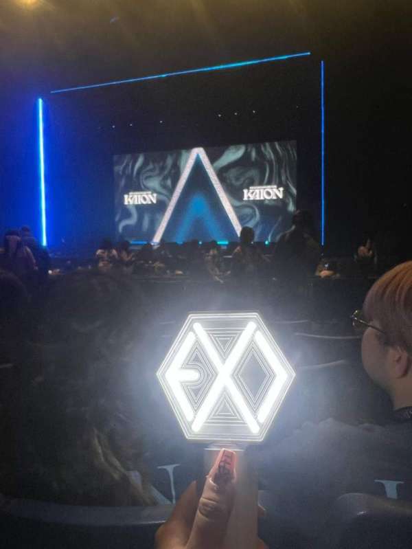 Rosemont Theatre, section: 108, row: N, seat: 9