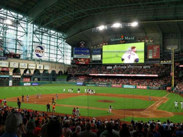 Daikin Park, section: 116, row: 32, seat: 30