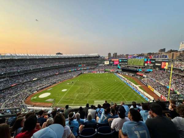 Yankee Stadium, section: 413, row: 7, seat: 15