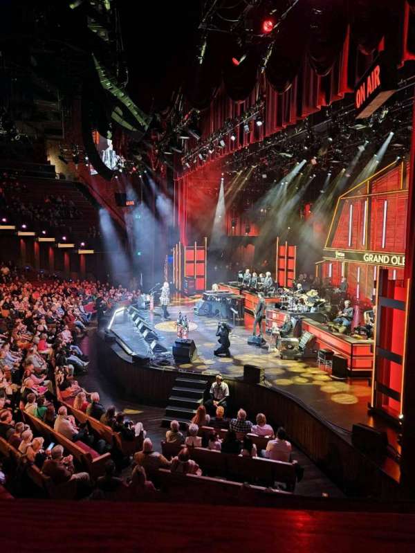 Grand Ole Opry House, section: 16, row: BB, seat: 8