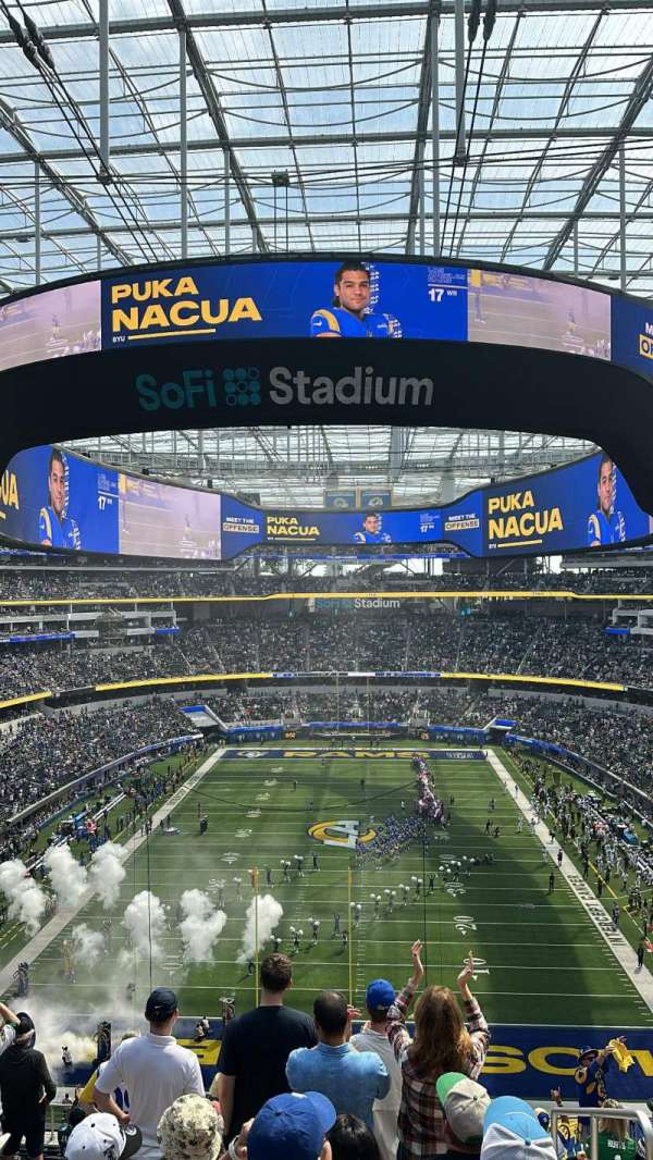 SoFi Stadium, section: 309, row: 15, seat: 2