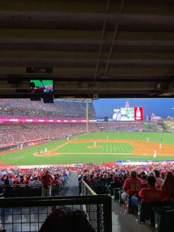 Angel Stadium, section: 222, row: K, seat: 20