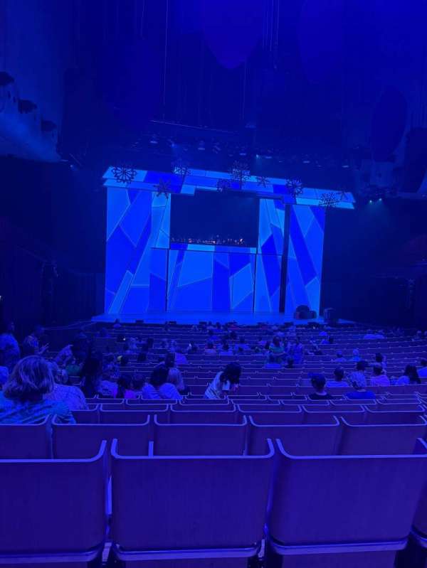 Sydney Opera House Concert Hall, section: STALLS, row: W, seat: 40