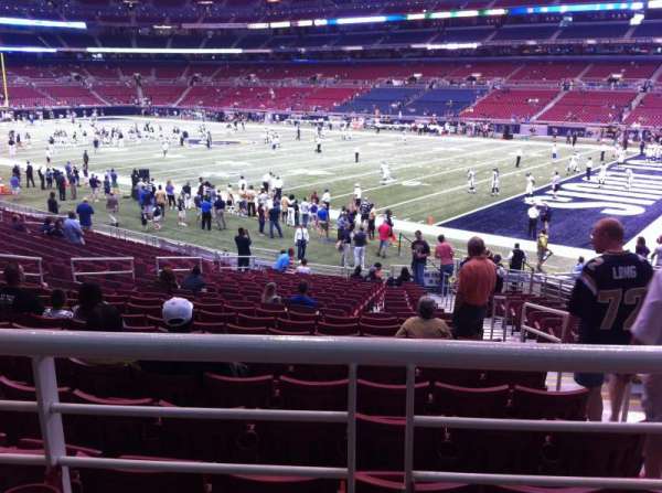 The Dome at America's Center, section: 109LO, row: U, seat: 2