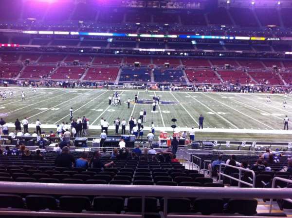 The Dome at America's Center, section: 141LO, row: U, seat: 2