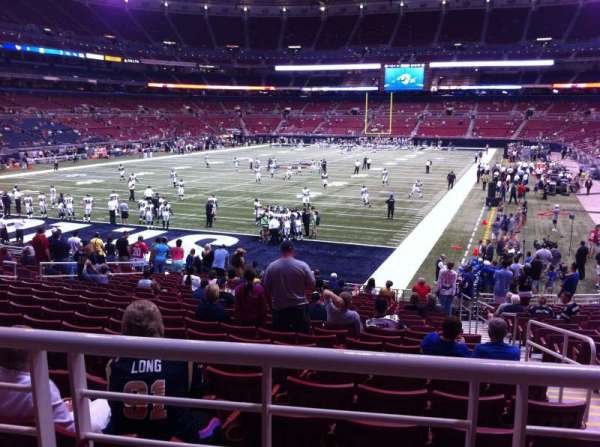 The Dome at America's Center, section: 152LO, row: U, seat: 2
