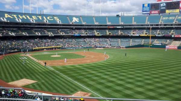 Oakland Coliseum, section: 204, row: 5, seat: 9