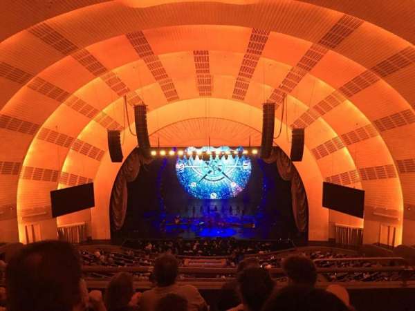 Radio City Music Hall, section: 3rd Mezzanine 4, row: D, seat: 402