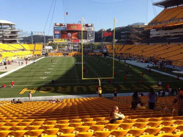 Acrisure Stadium, section: 122, row: UU, seat: 10