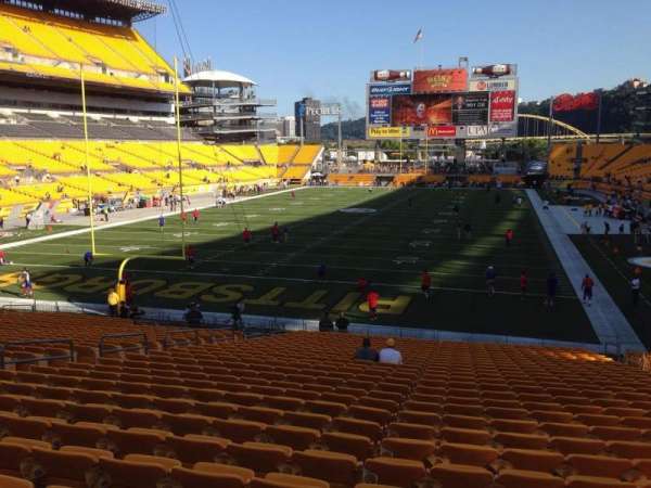 Acrisure Stadium, section: 125, row: UU, seat: 10