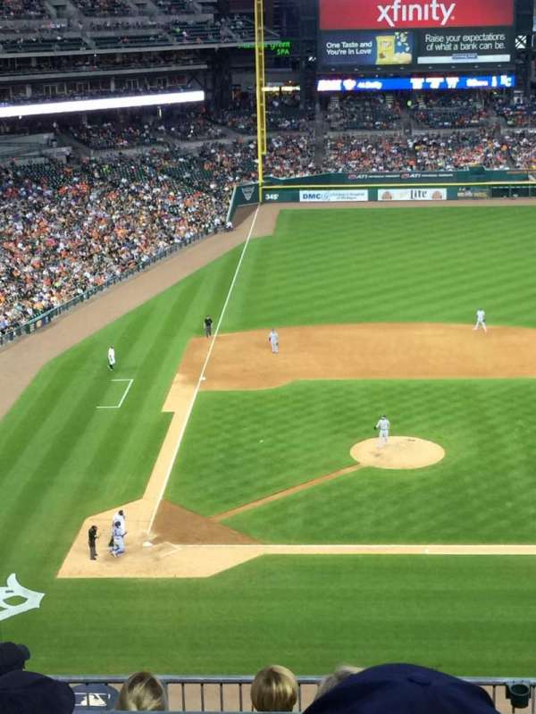 Comerica Park, section: 323, row: 4, seat: 10