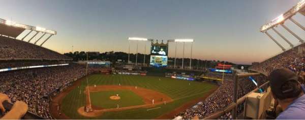 Kauffman Stadium, section: 425, row: A, seat: 9