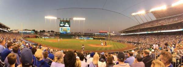 Kauffman Stadium, section: 125, row: H, seat: 7