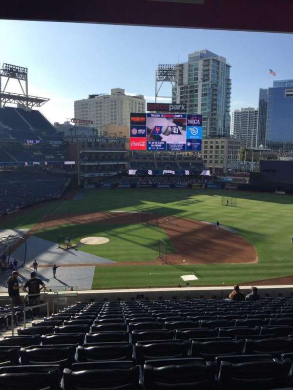 Petco Park, section: 207, row: 15, seat: 3