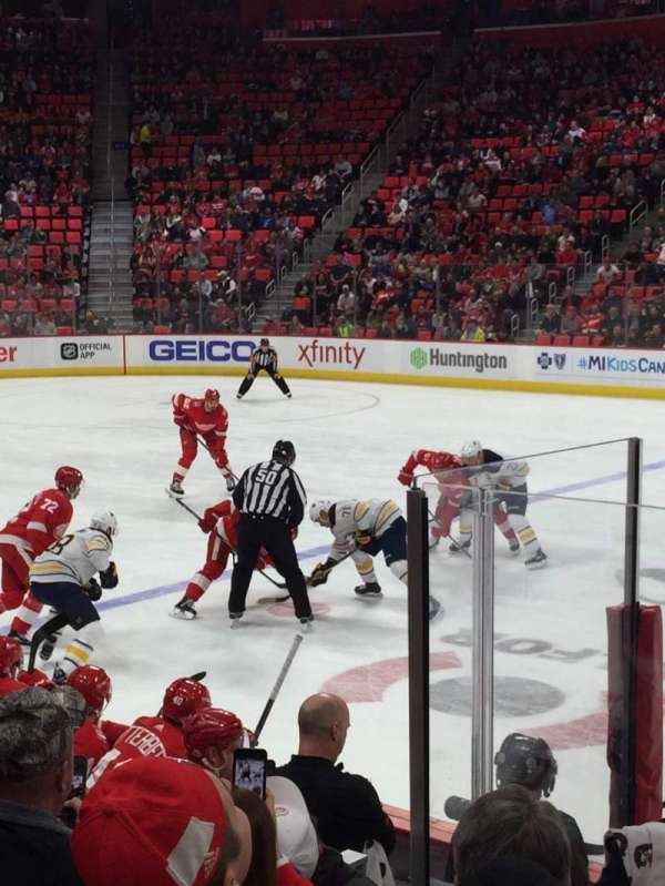 Little Caesars Arena, section: 122, row: 7, seat: 1