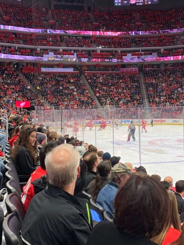 Little Caesars Arena, section: 106, row: 5, seat: 1