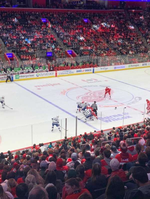 Little Caesars Arena, section: Suite H, row: 1, seat: 5